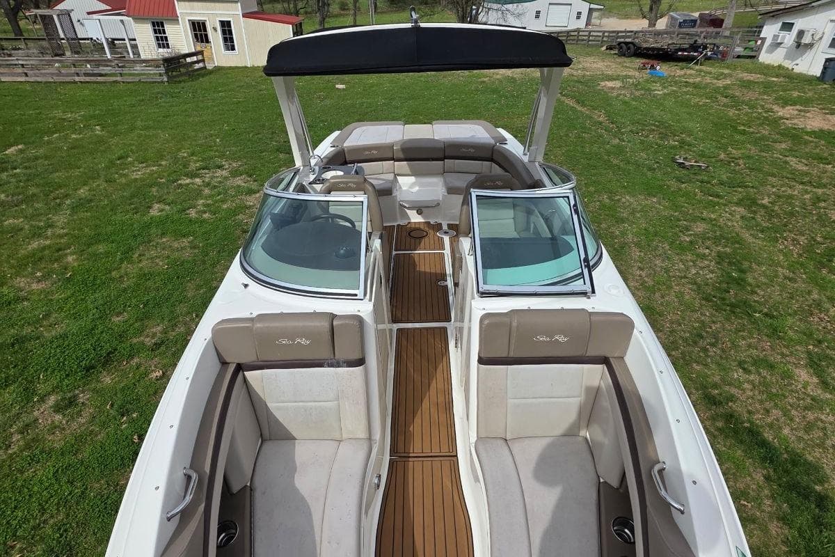 2011 Sea Ray SLX 250 — Franklin, TN (photo 33)