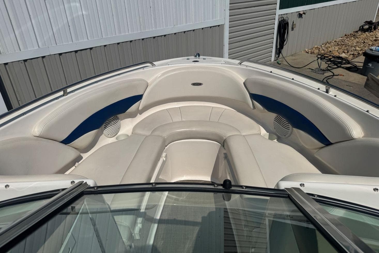 2001 Chaparral 220 SSi — Hendersonville, TN (photo 5)
