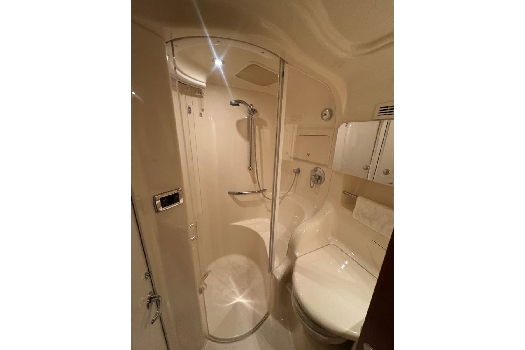 2003 Sea Ray 410 Sundancer — Hendersonville, TN (photo 6)