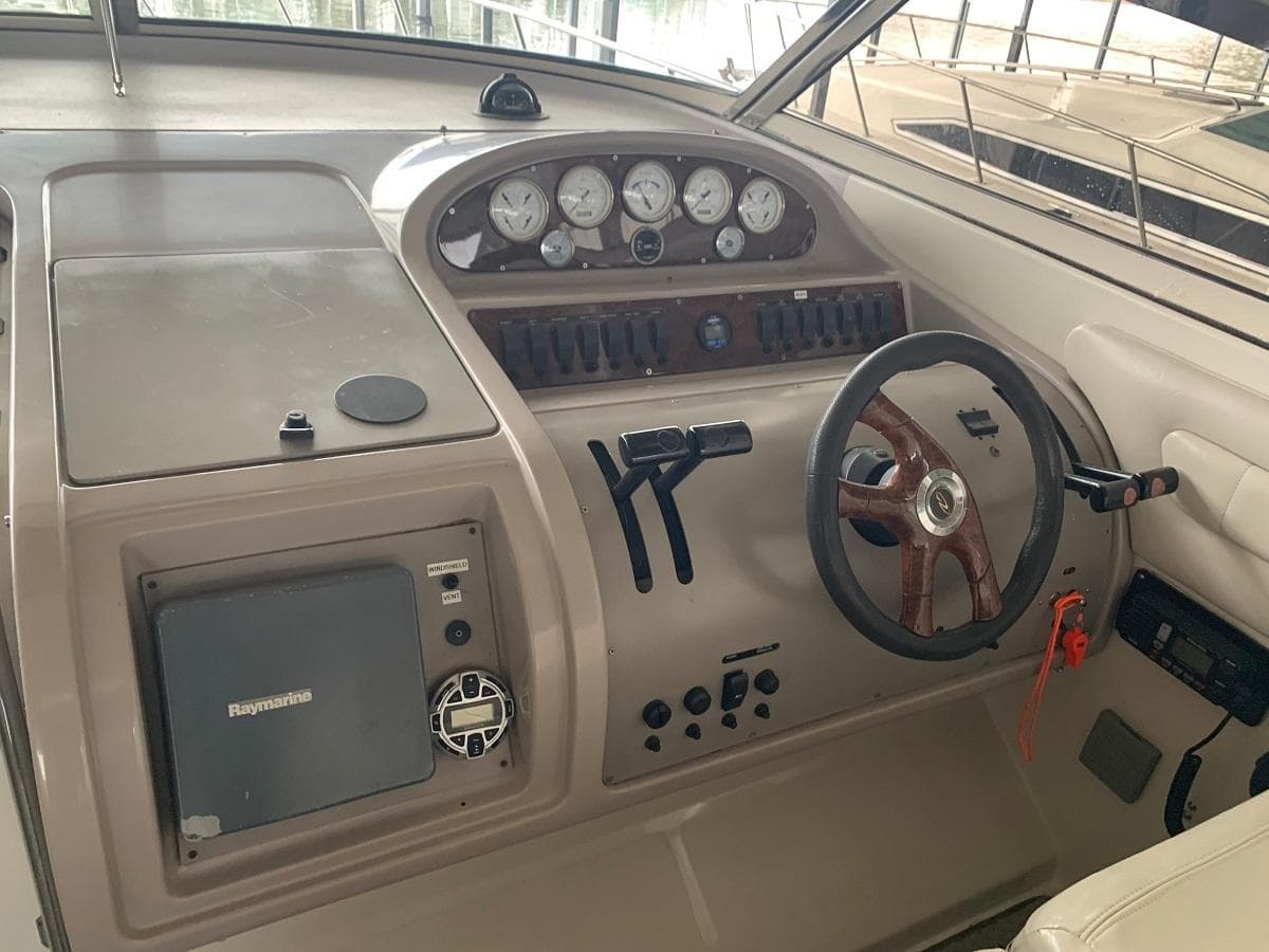 1999 Regal 402 — Hendersonville, TN (photo 14)