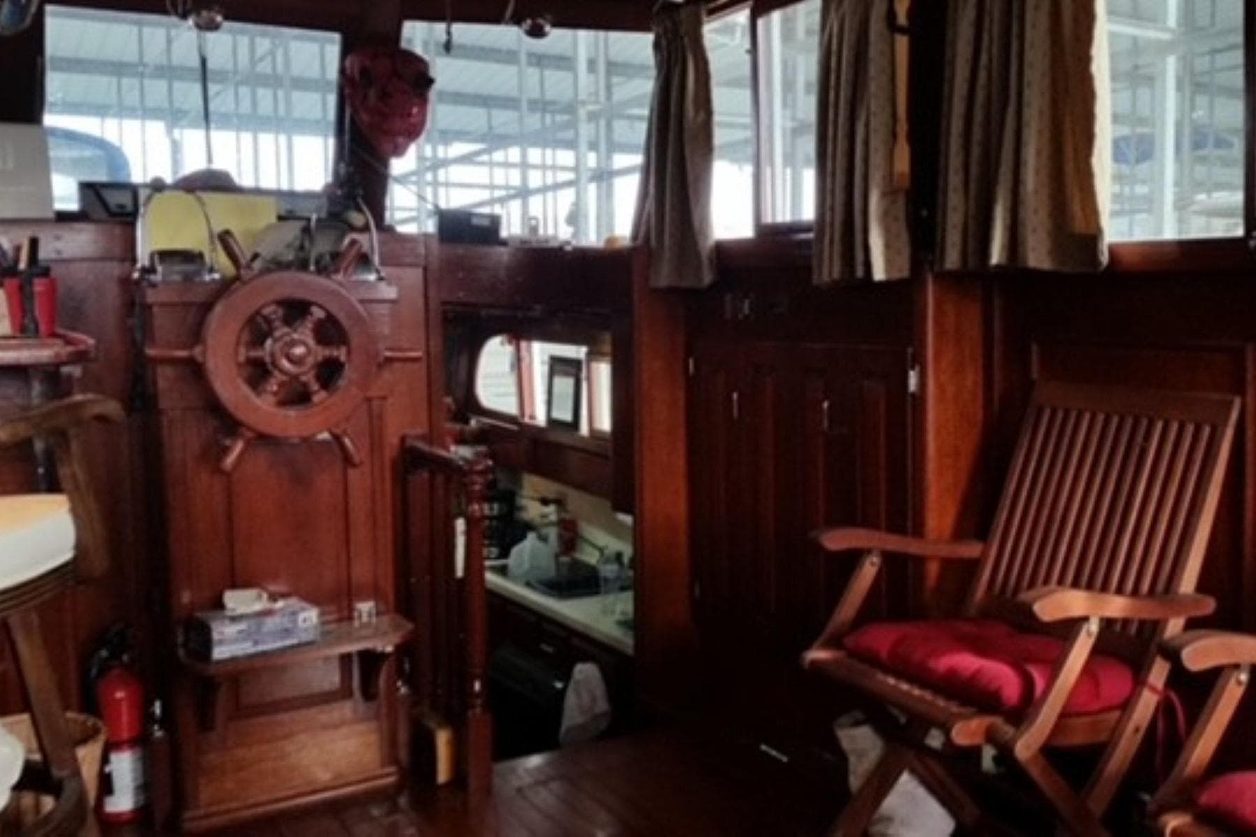 1987 Custom Cedar Craft 35 Wood Trawler — Mt Juliet, TN (photo 12)