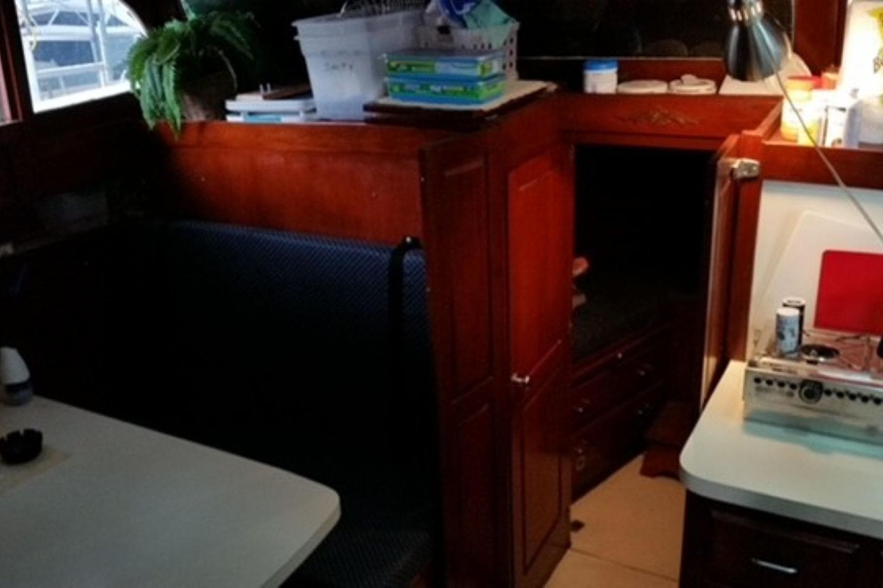1987 Custom Cedar Craft 35 Wood Trawler — Mt Juliet, TN (photo 10)