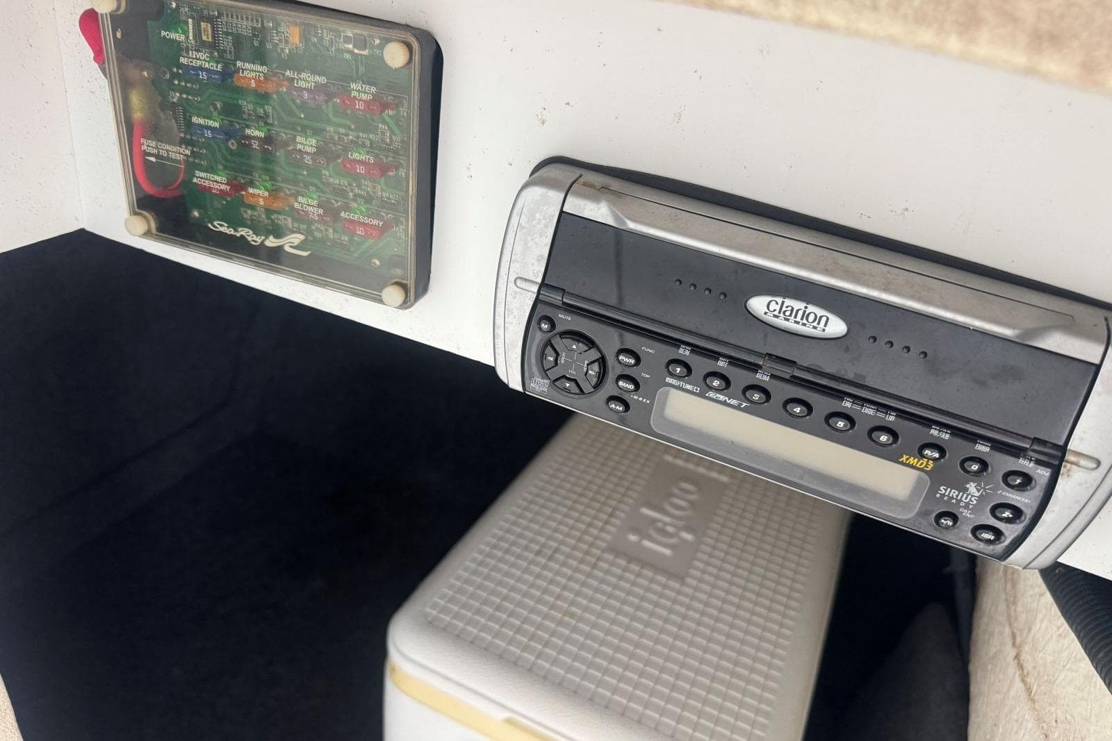 2004 Sea Ray 240 Sundeck — Old Hickory, TN (photo 17)