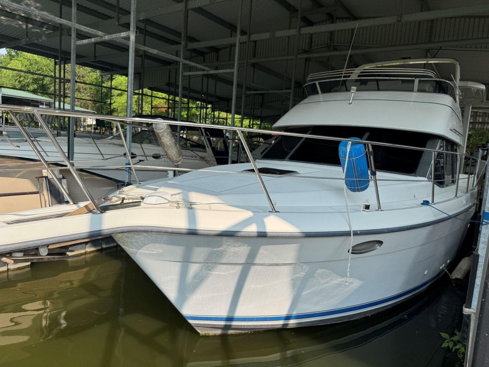 1994 Carver 350 Aft Cabin Motor Yacht — Gallatin, TN (photo 25)