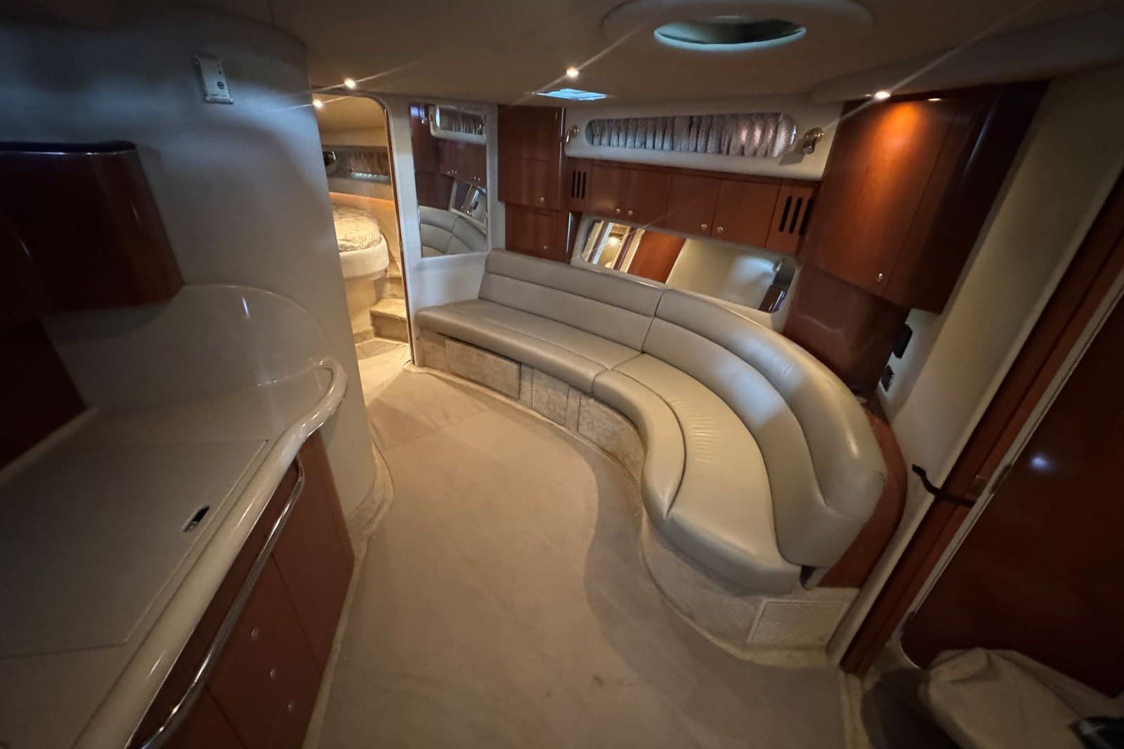 2003 Sea Ray 410 Sundancer — Hendersonville, TN (photo 37)