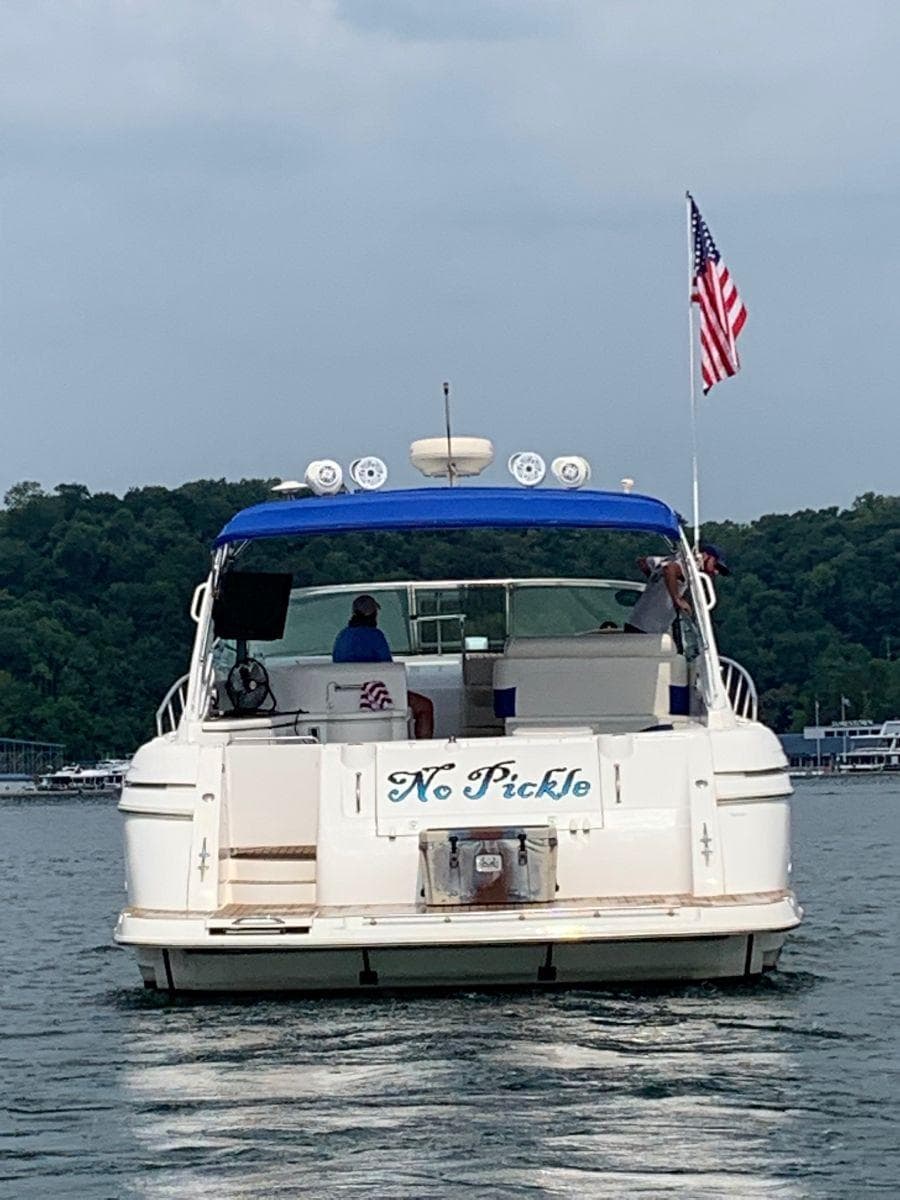 2000 Cruisers Yachts 4270 Express — Nashville, TN (photo 31)
