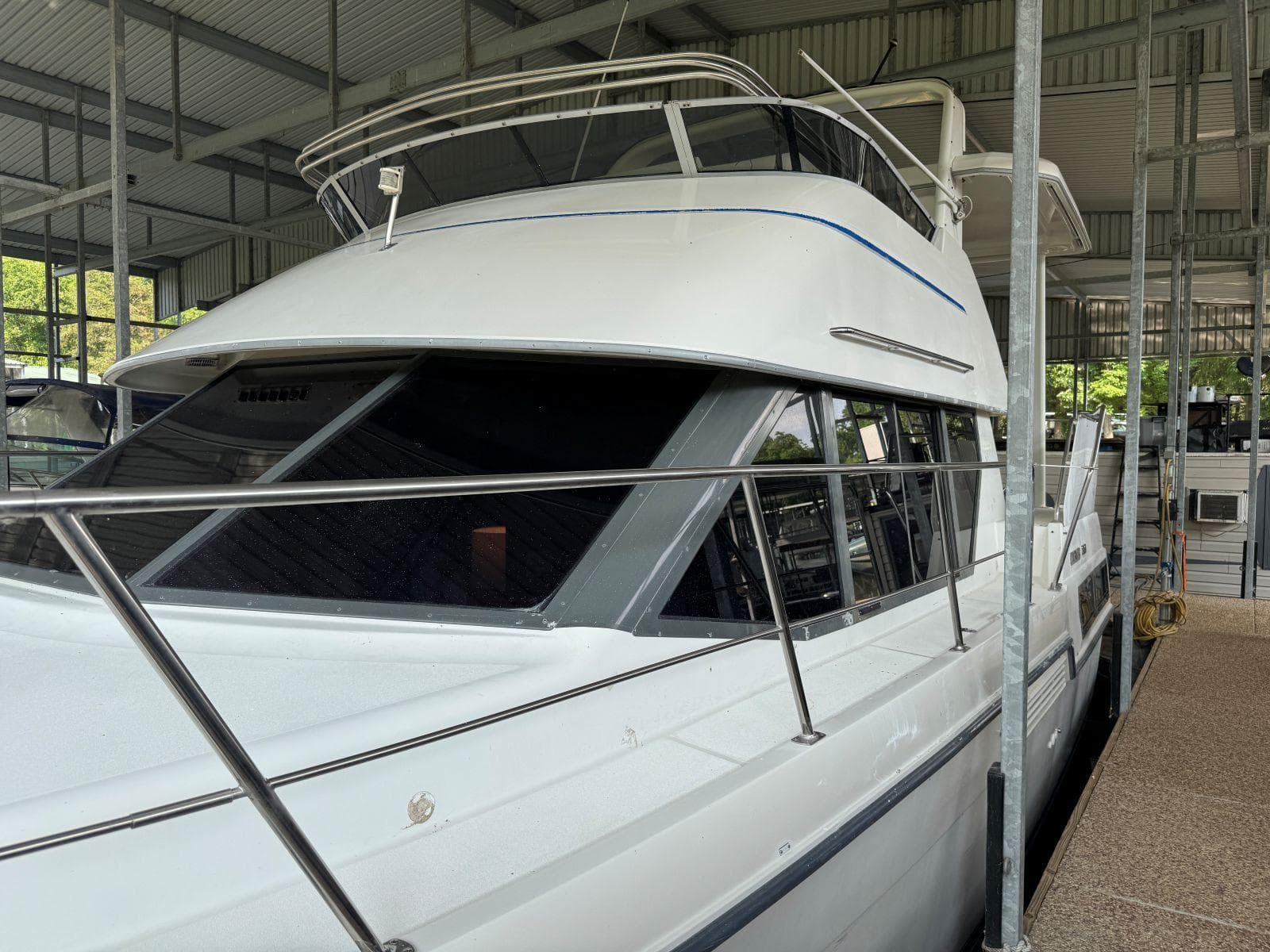 1994 Carver 350 Aft Cabin Motor Yacht — Gallatin, TN (photo 26)