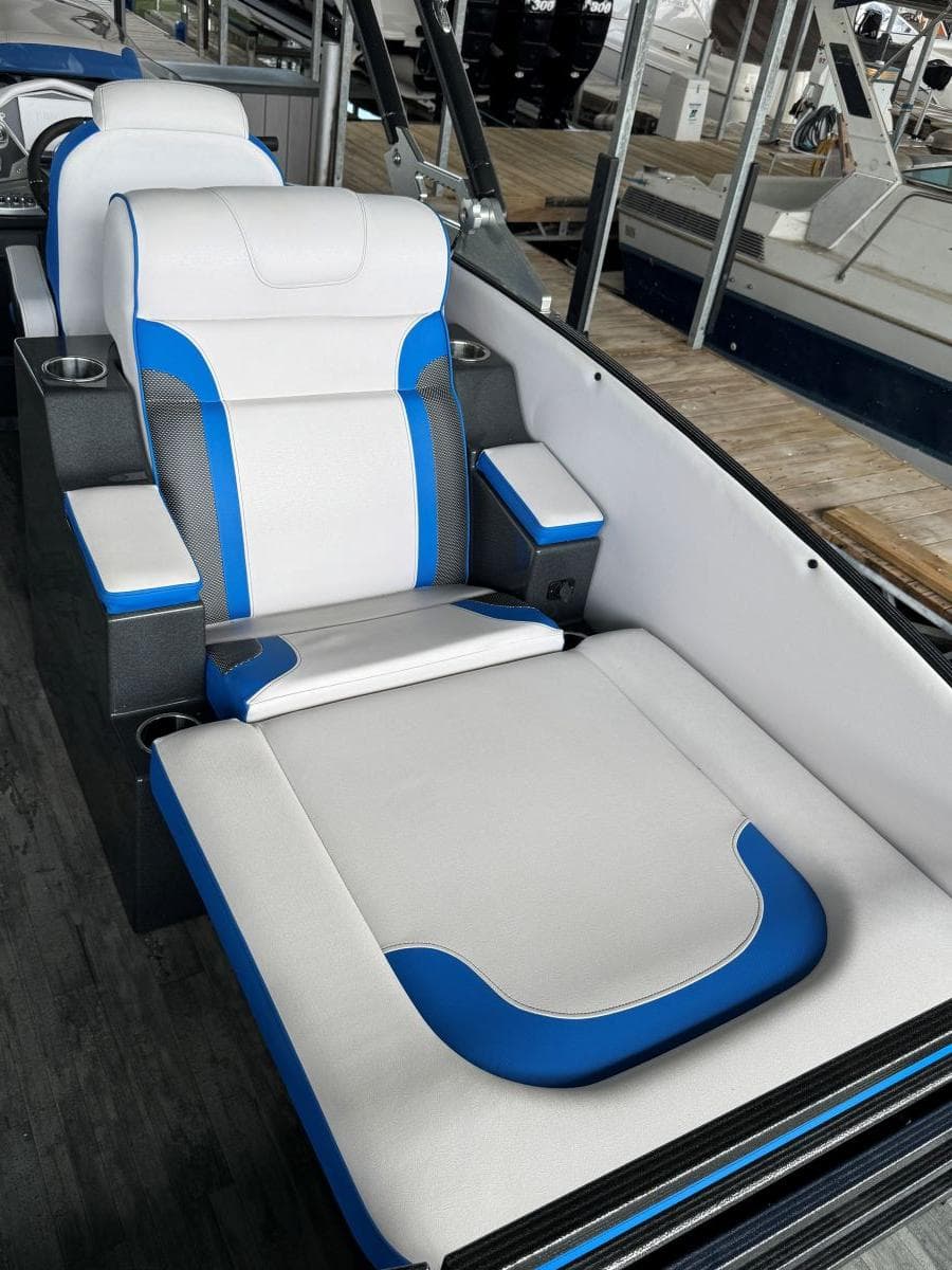 2022 Crest Caribbean RS 250 SLRC — Mt Juliet, TN (photo 9)
