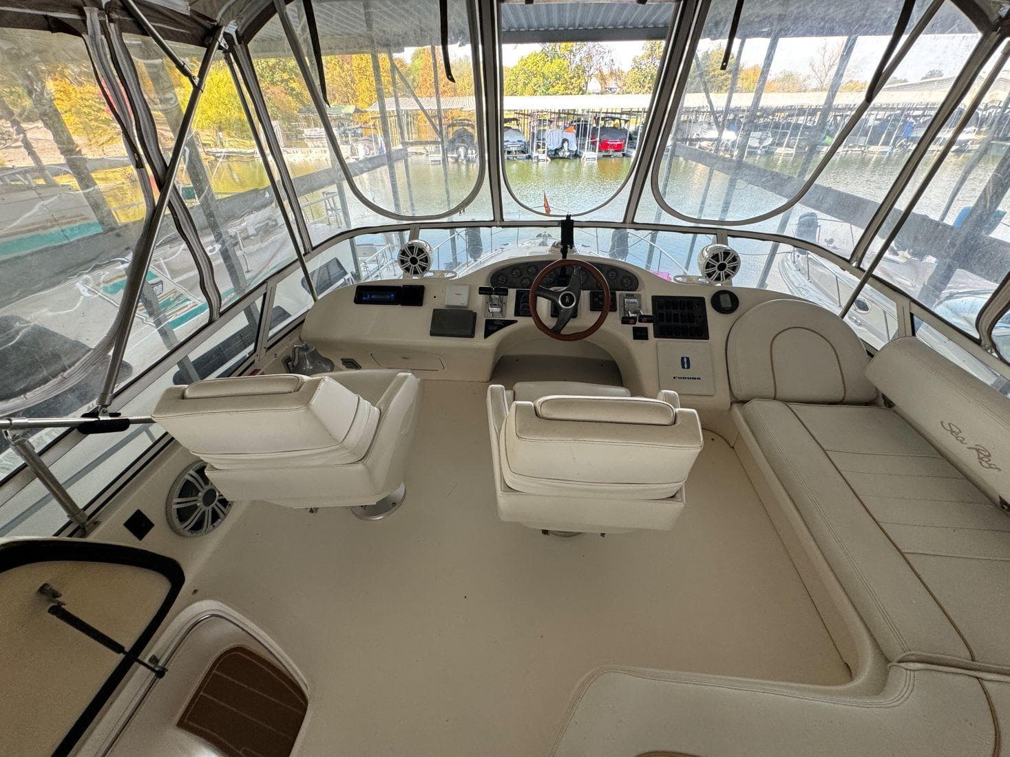 1996 Sea Ray 400 Sedan Bridge — Unknown, TN (photo 40)