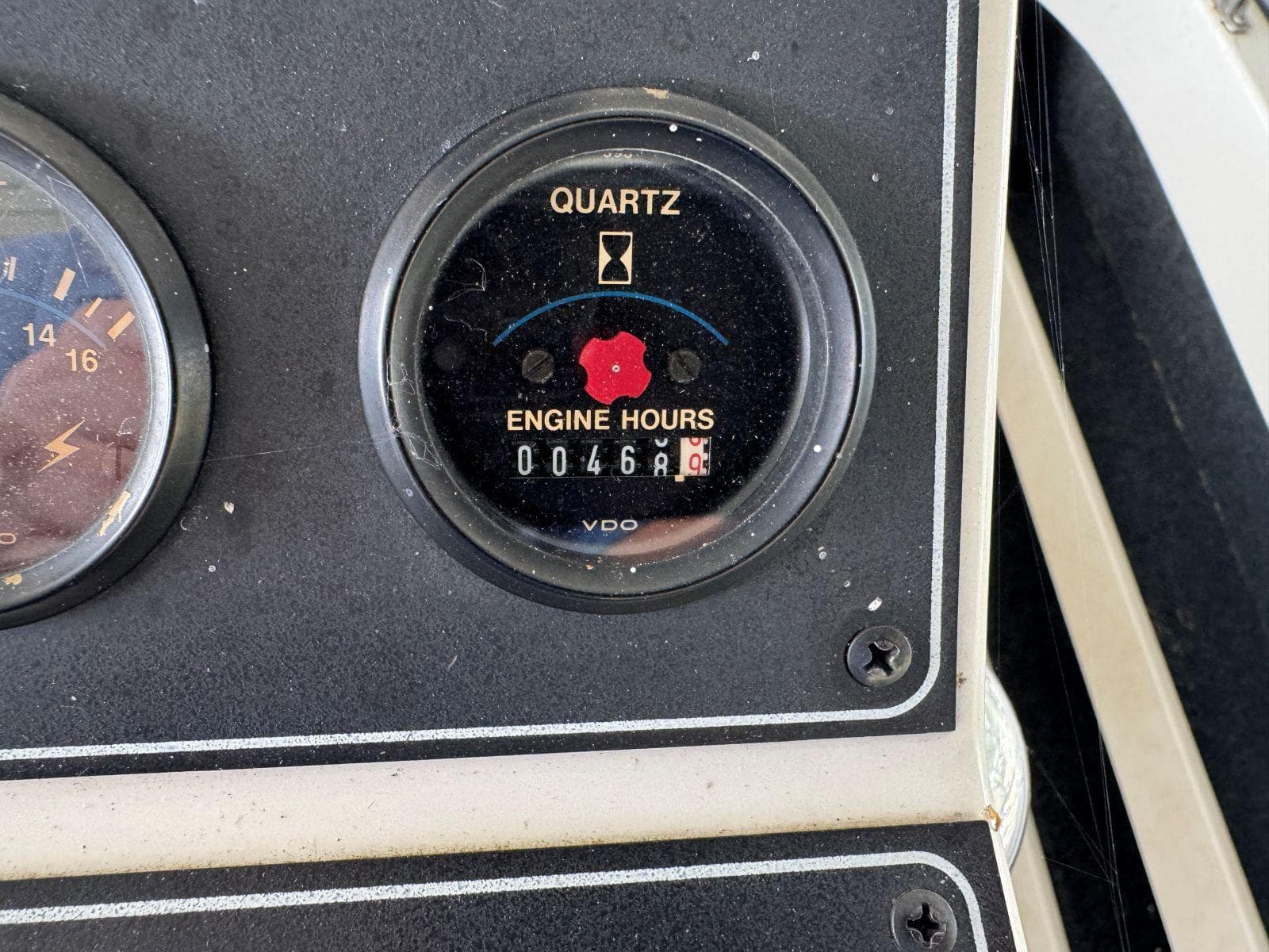 1994 Carver 350 Aft Cabin Motor Yacht — Gallatin, TN (photo 34)