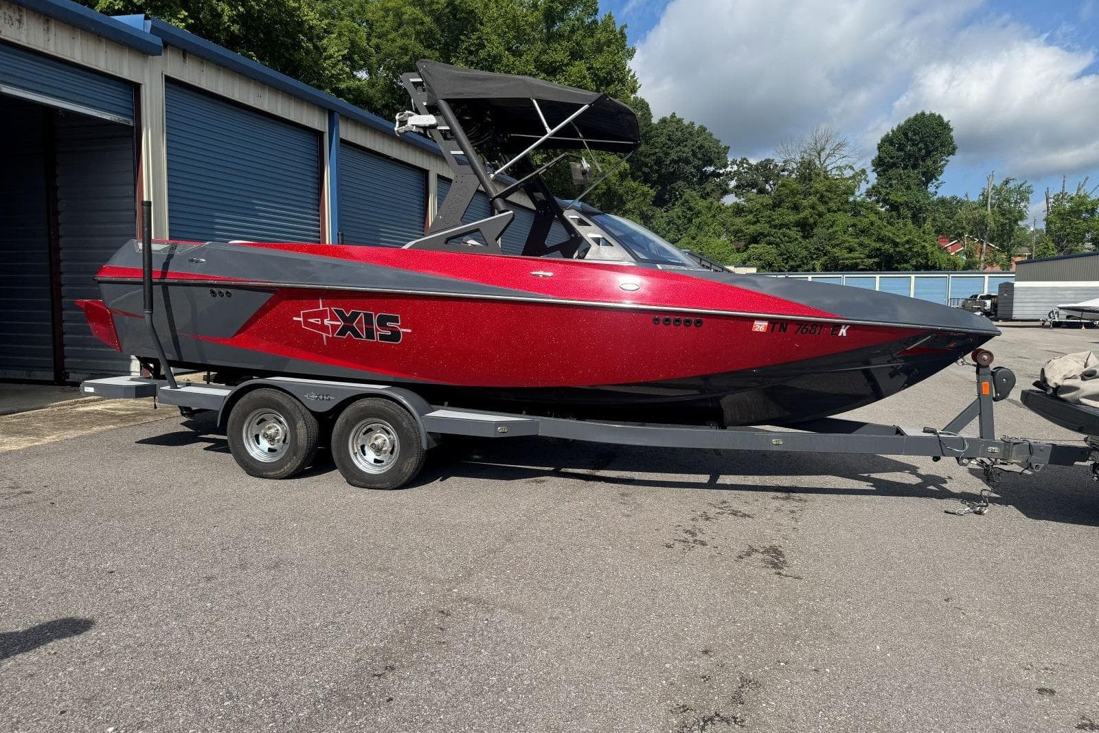 2016 Axis T22