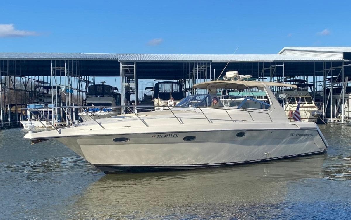 1999 Regal 402